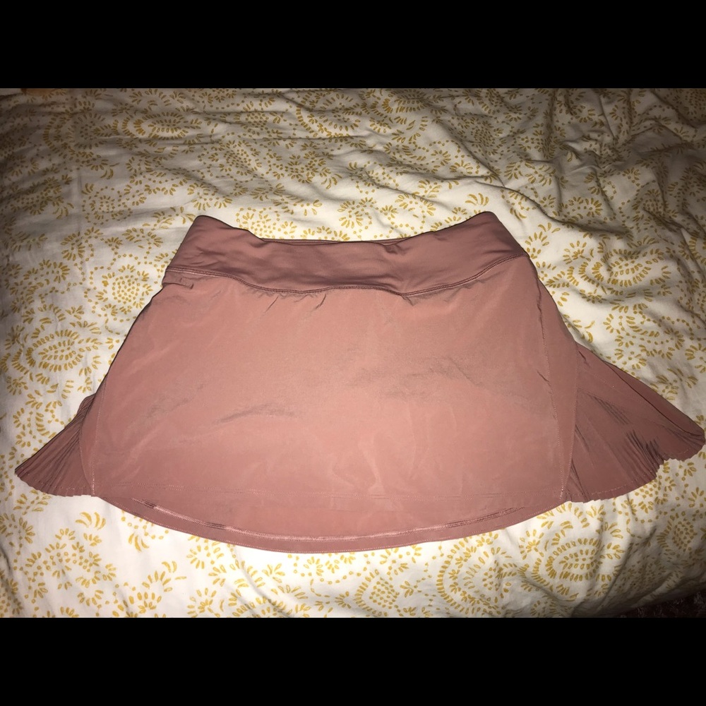 Lululemon athletica play off the pleats skirt